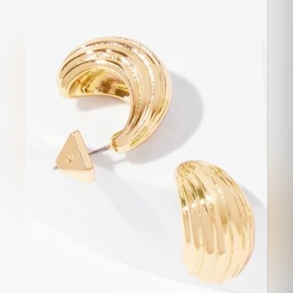 White House Black Market Chunky Modern Y2K Goldtone Crescent Moon Hoop Earrings